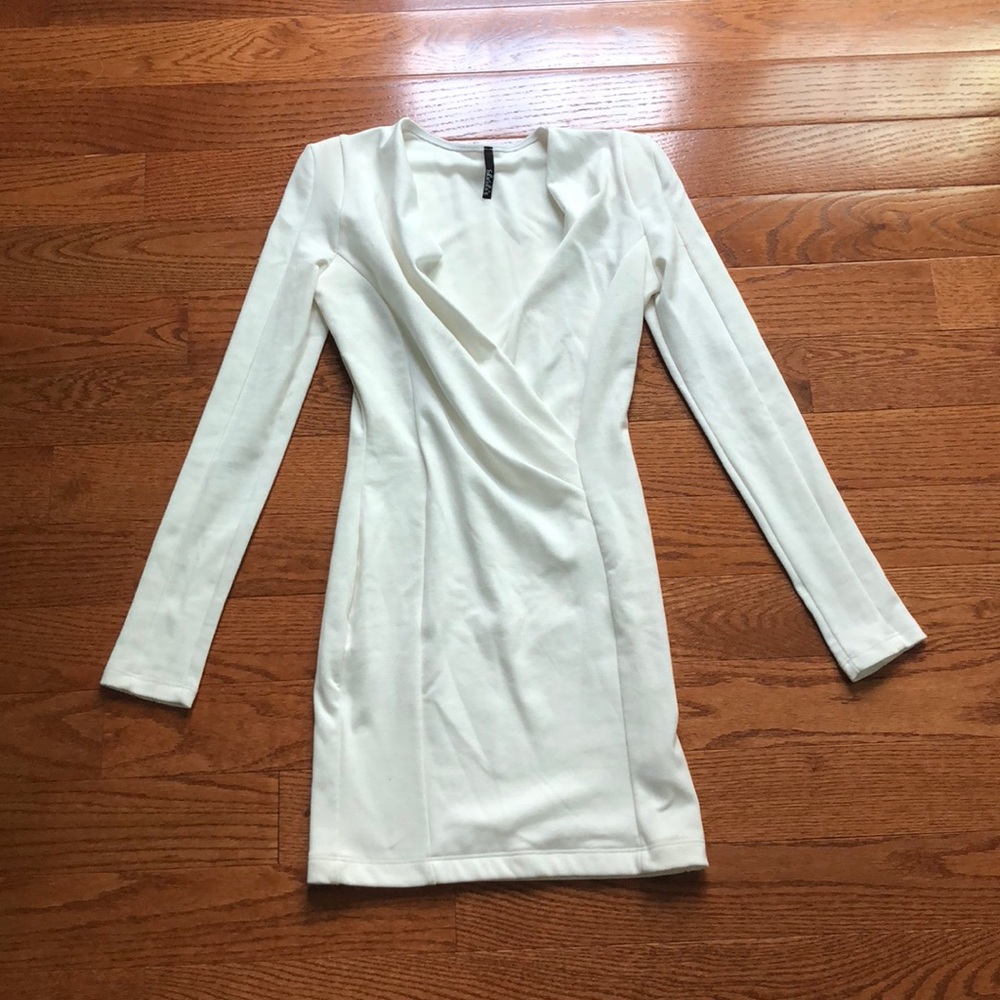 White long sleeve mini dress